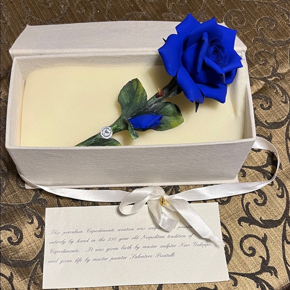 Nino Galoppo Other - Porcelain Capodimonte Hand Painted Rose